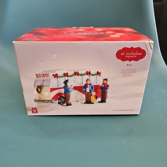 NIB St. Nicholas Square Village Bus Christmas Decor Illuminated Hand-Painted - Picture 1 of 7